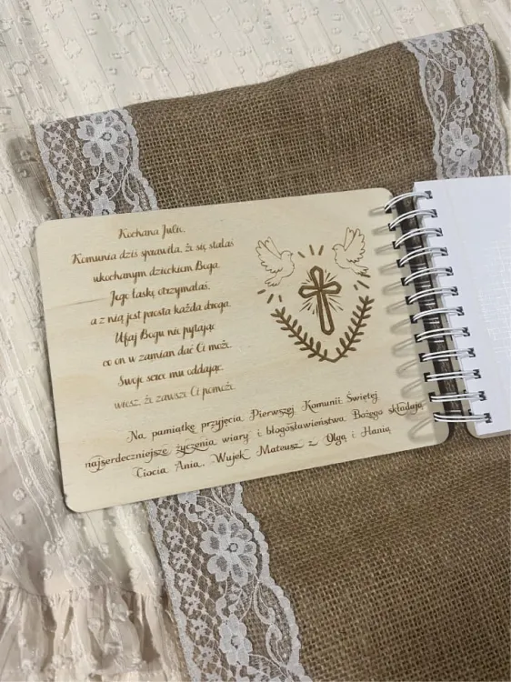 album środek.jpg