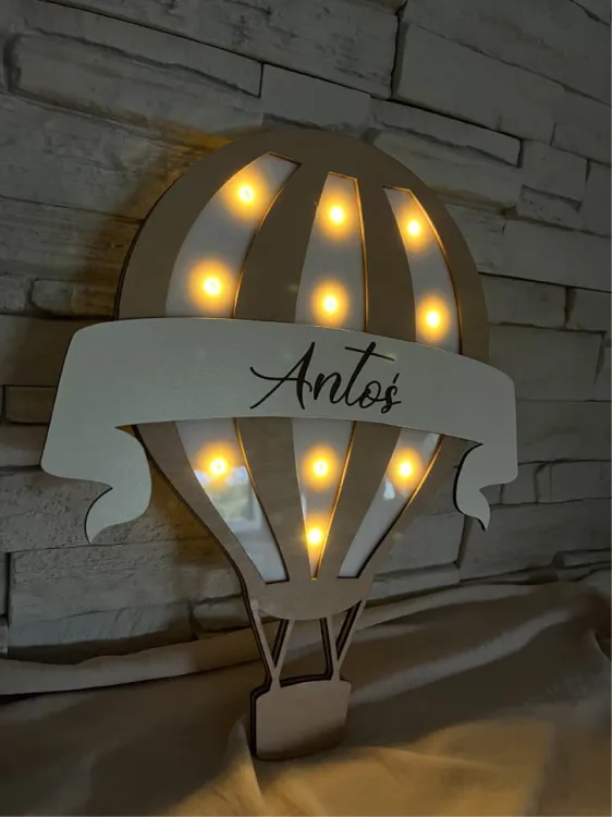Drewniana lampka Balon ze wstęgą kolory
