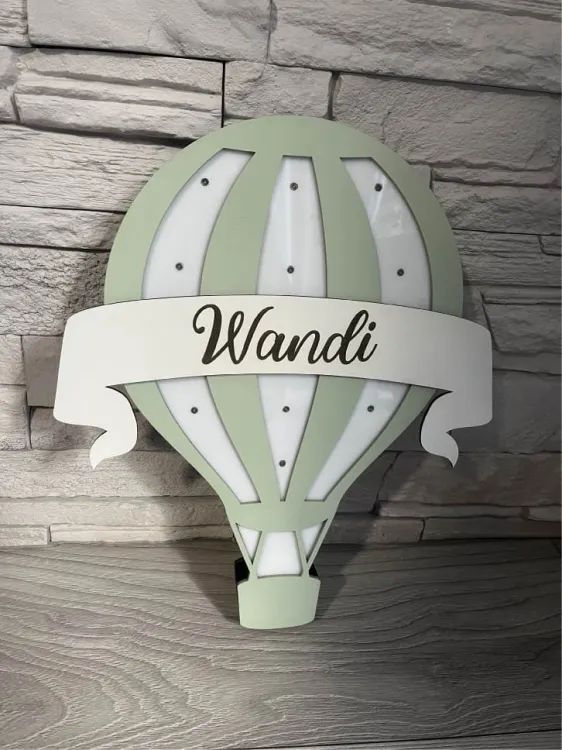 Drewniana lampka Balon ze wstęgą kolory