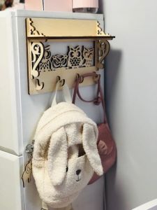 Półeczka z wieszakami na torebki lub plecaczki SOWY